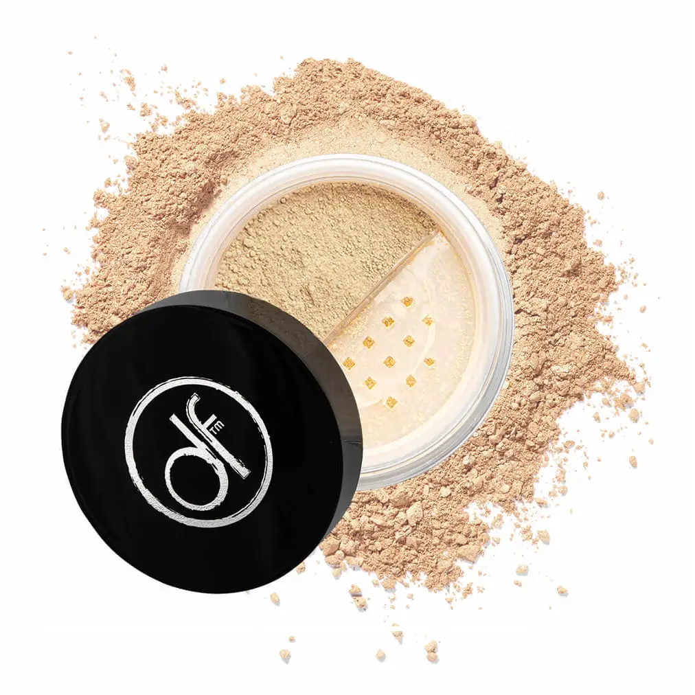 Made in the Shade Mineral Powder Foundation - Medium